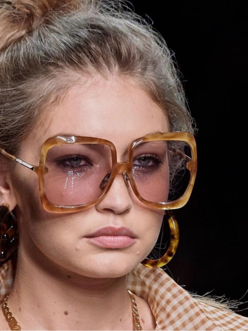 Authentic Fendi Oversized Amber Square Sunglasses - Havana